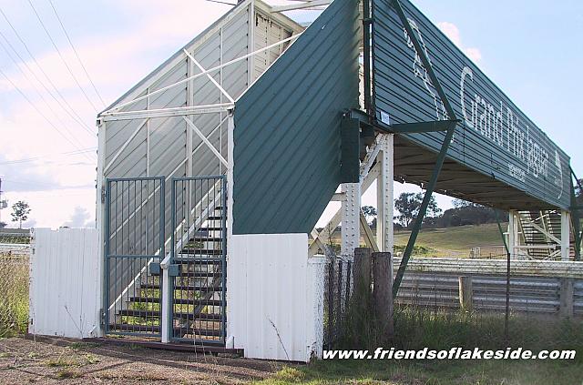 Rather unusual to see steel gates locking off the footbridge.